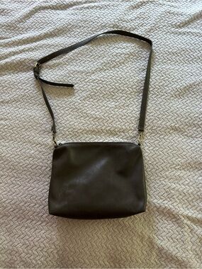 Classic Women's Crossbody Bag in Dark Brown